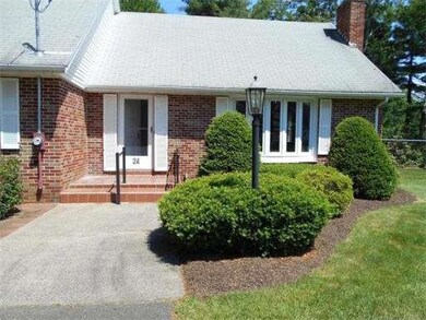 24 Cornish Dr, Westfield, MA 01085 - photo 3