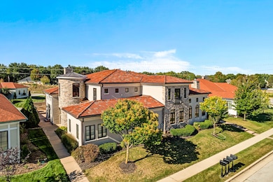 1622 St Andrews Dr, Oconomowoc - Drone-2