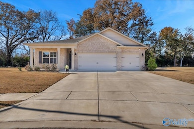 128 Canonbury Dr, New Market, AL 35761 - photo 2