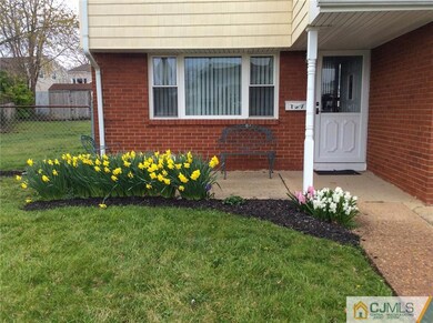 157 Whitman St, Carteret, NJ 07008 - photo 4