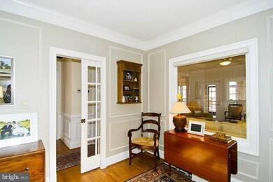 9411 Turnberry Dr, Potomac, MD 20854 - photo 2