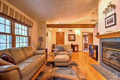 390 Oakwood Dr, Oregon, WI 53575 - photo 5