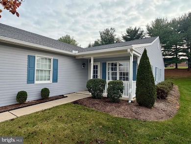 1012 Hastings Blvd, York, PA 17402 - photo 3