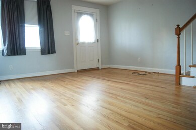 1080 Elm Rd, Halethorpe, MD 21227 - photo 3