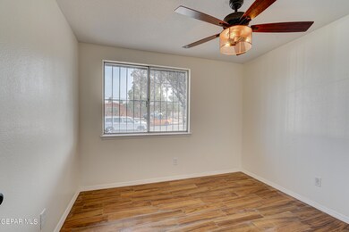 2217 Solano Dr, El Paso, TX 79935 - photo 4