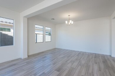 Homesite 241 Dining2
