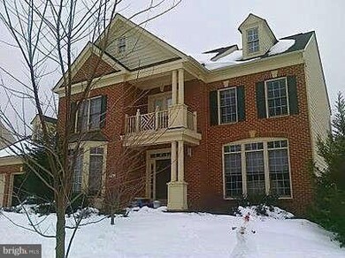 2723 Robaleed Way, Herndon, VA 20171 - photo 2