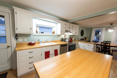 16 Hullbakers Place, Concord, NH 03303 - photo 5