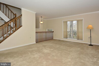 2984 Mission Square Dr, Fairfax, VA 22031 - photo 5