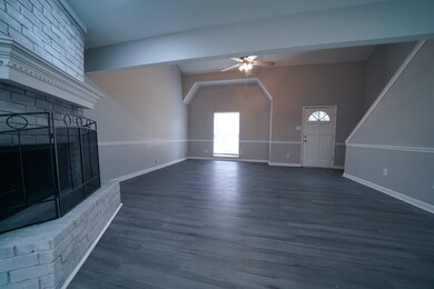 3585 Bishops Gate Dr, Memphis, TN 38115 - photo 5