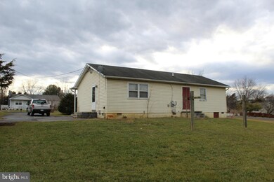 2490 Laurel Ln, Middletown, VA 22645 - photo 2