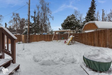 8148 Sandy Cir Anchorage AK-large-032-7-