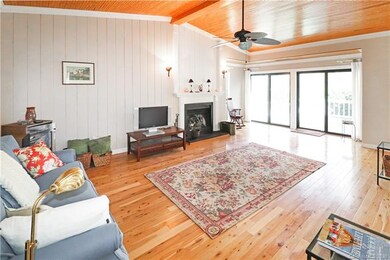 SPACIOUS GREAT ROOM WITH FIREPLACE