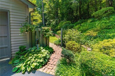 Gateway to the backyard