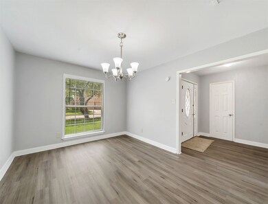 10307 Kirkglen Dr, Houston, TX 77089 - photo 6