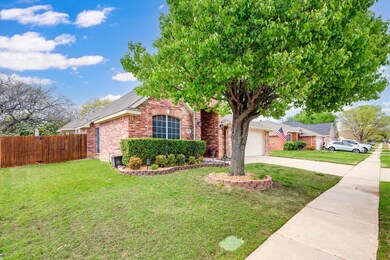 7029 Herman Jared Dr, North Richland Hills, TX 76182 - photo 3