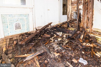 1806 N Mount St, Baltimore, MD 21217 - photo 6