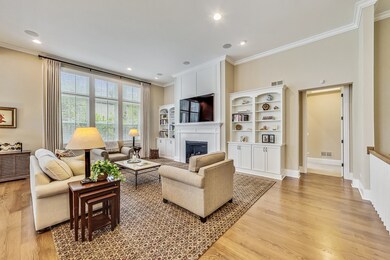 2811 Parkside Cir, Glenview, IL 60026 - photo 6