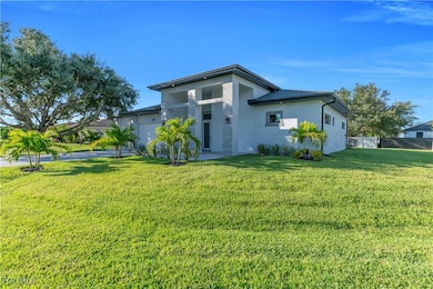 329 NE 6th St, Cape Coral, FL 33909 - photo 4