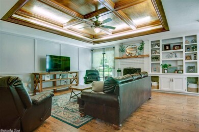 704 Geneva Dr, Wake Village, TX 75501 - photo 4