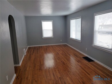 2336 108th St, Toledo, OH 43611 - photo 4