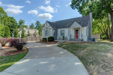 10113 Johnson Dr, Shawnee, KS 66203 - photo 4