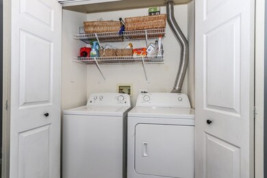 2021 Muirfield Cir, Elgin, IL 60123 - photo 2