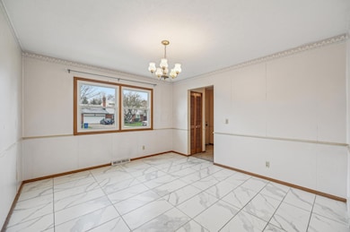 Bright dining room