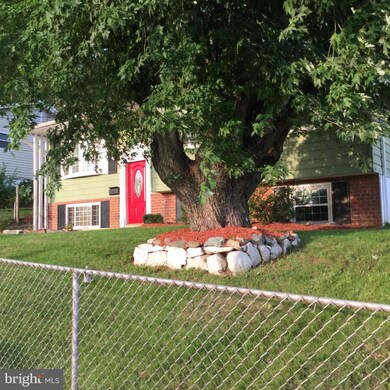 203 W Mill Ave, Capitol Heights, MD 20743 - photo 3