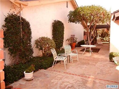 Large court yard area for entertaining
