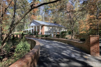 519 Saint Cloud Dr, Statesville, NC 28625 - photo 3