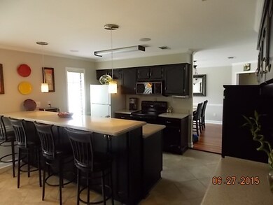 RECENTLY UPDATED KITCHEN CABINETS WITH COREAN COUN