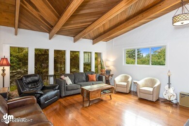 06-Living Room-7953