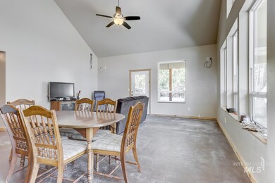 32 Shay Rd, Cascade, ID 83611 - photo 7
