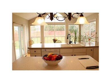 4-Seasons Porch/Room.