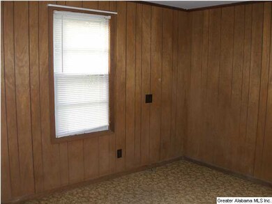 Bedroom or use for office