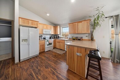 63305 Vogt Rd, Bend, OR 97701 - photo 6