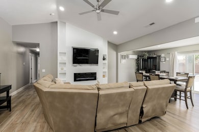 699 S 160 E, Ivins, UT 84738 - photo 4