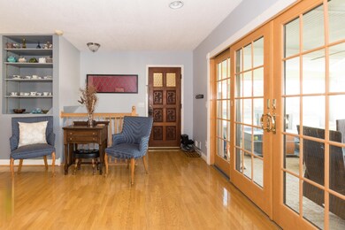 4428 Old Colony-06