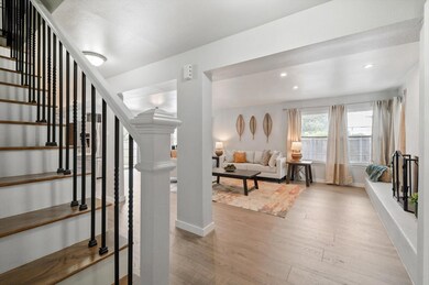 800 Chaparral Ct, Bedford, TX 76022 - photo 3