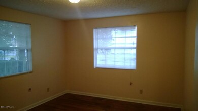 5025 Hollycrest Dr, Jacksonville, FL 32205 - photo 6