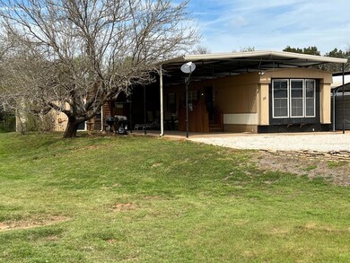 4705 Fox Hollow Rd unit 56, Graham, TX 76450 - photo 2