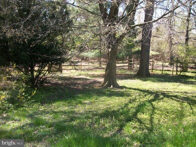 140 Cree Dr, Oxon Hill, MD 20745 - photo 7