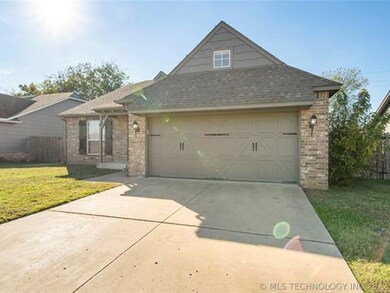 4340 S 202nd East Ave, Broken Arrow, OK 74014 - photo 2