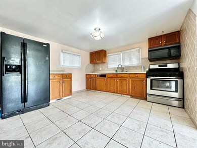 301 Mount Vernon St, Vineland, NJ 08360 - photo 5