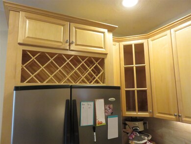 Built-in wine rack