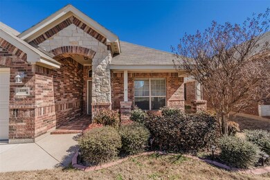 2225 Kaitlyn Dr, Weatherford, TX 76087 - photo 4
