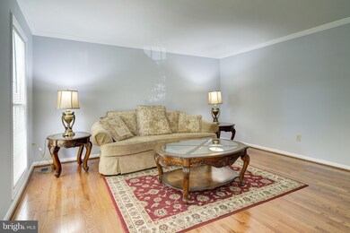 11201 Minstrel Tune Dr, Germantown, MD 20876 - photo 5