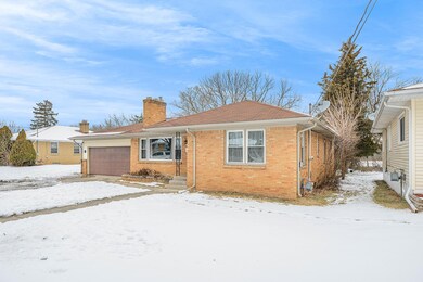 869ArborStNE-28