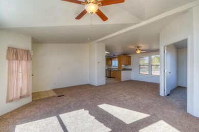 Living Room (2)
